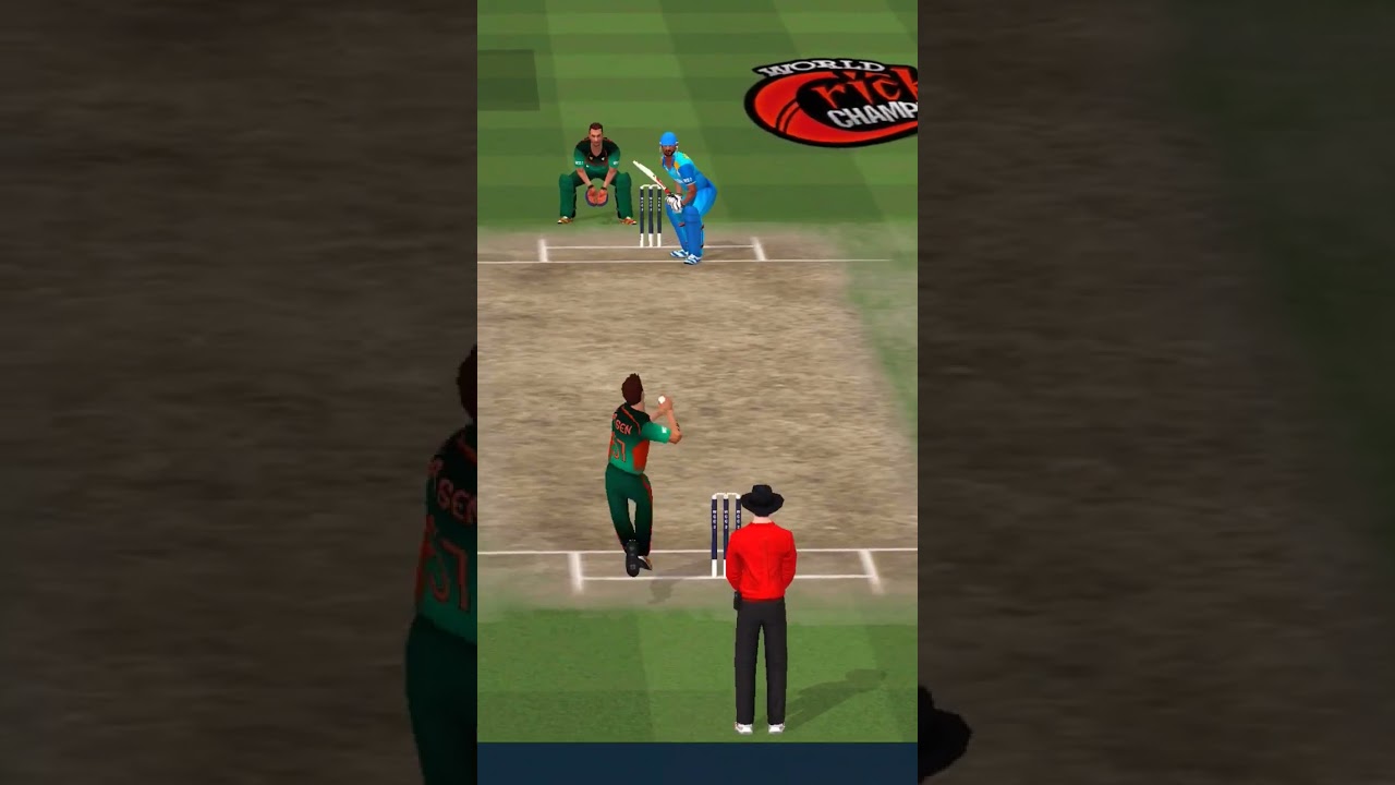 Kohli's classy shot for a 4