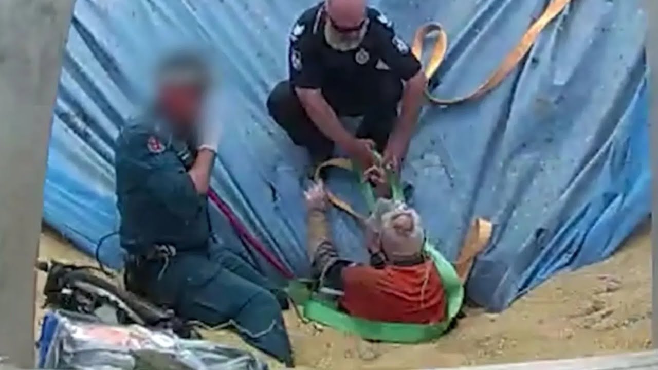 Man Trapped In Grain Silo Rescued By Police Officers - YouTube