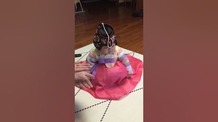 인생처음 한복입고 절하는 아기 세뱃돈주세요👶 새해복많이받으세요
