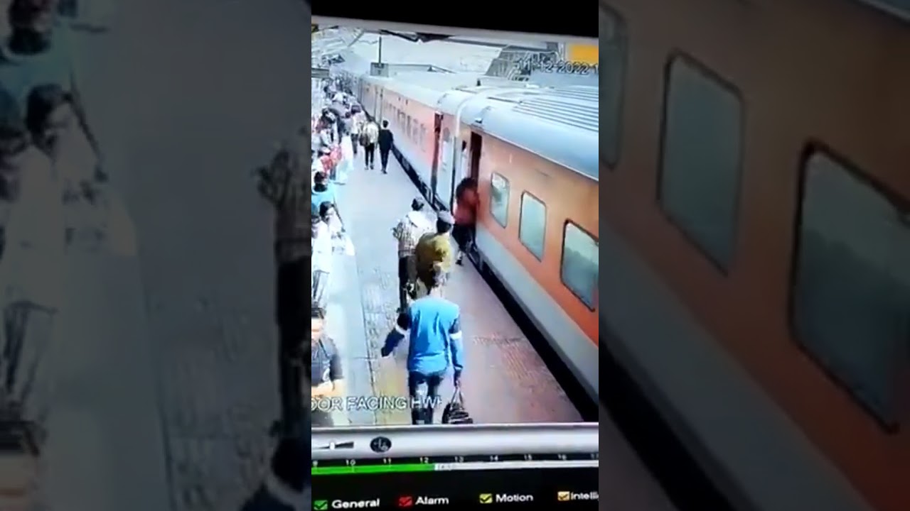 Salute to our unsung heroes, RPF Jawan saves women's life