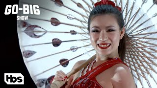 Go Big Show: The Umbrella Queen Lina Liu Juggles Spinning ...