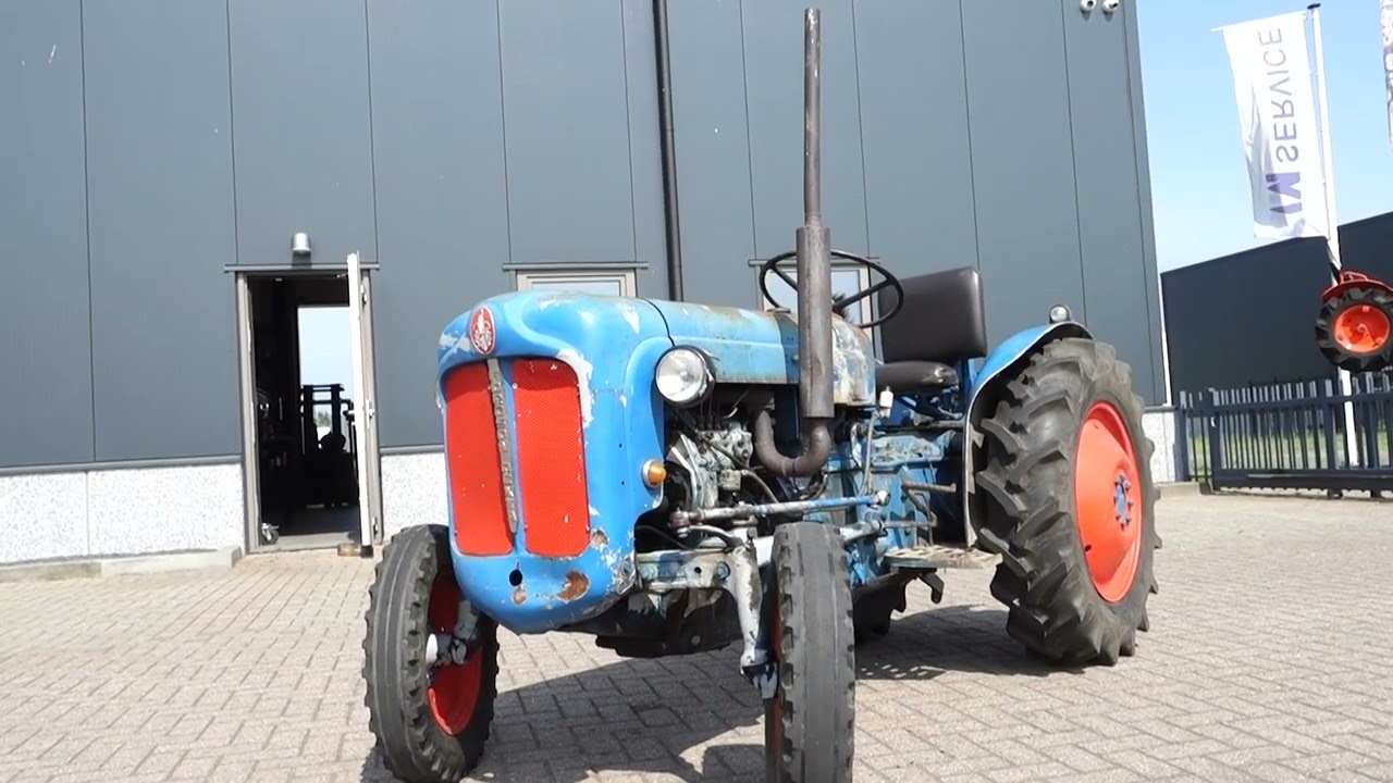 Fordson Dexta / Smalspoor