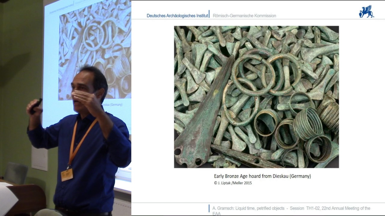 Liquid time, petrified objects. Concepts of historical change in archaeology