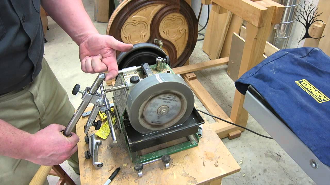 Sharpening a bowl roughing gouge YouTube