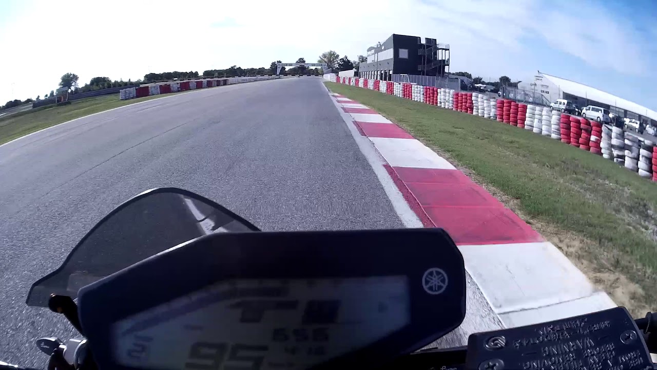 Yamaha mt09 Cremona circuit settembre 2017