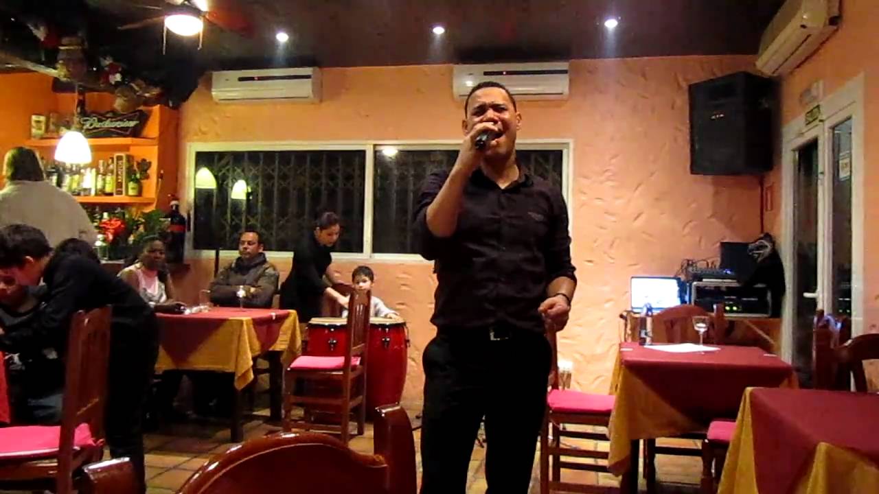 EL CUBANITO restaurant DENIA janv 2011 - YouTube