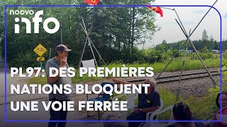 Des membres des Premières Nations bloquent une voie ferrée