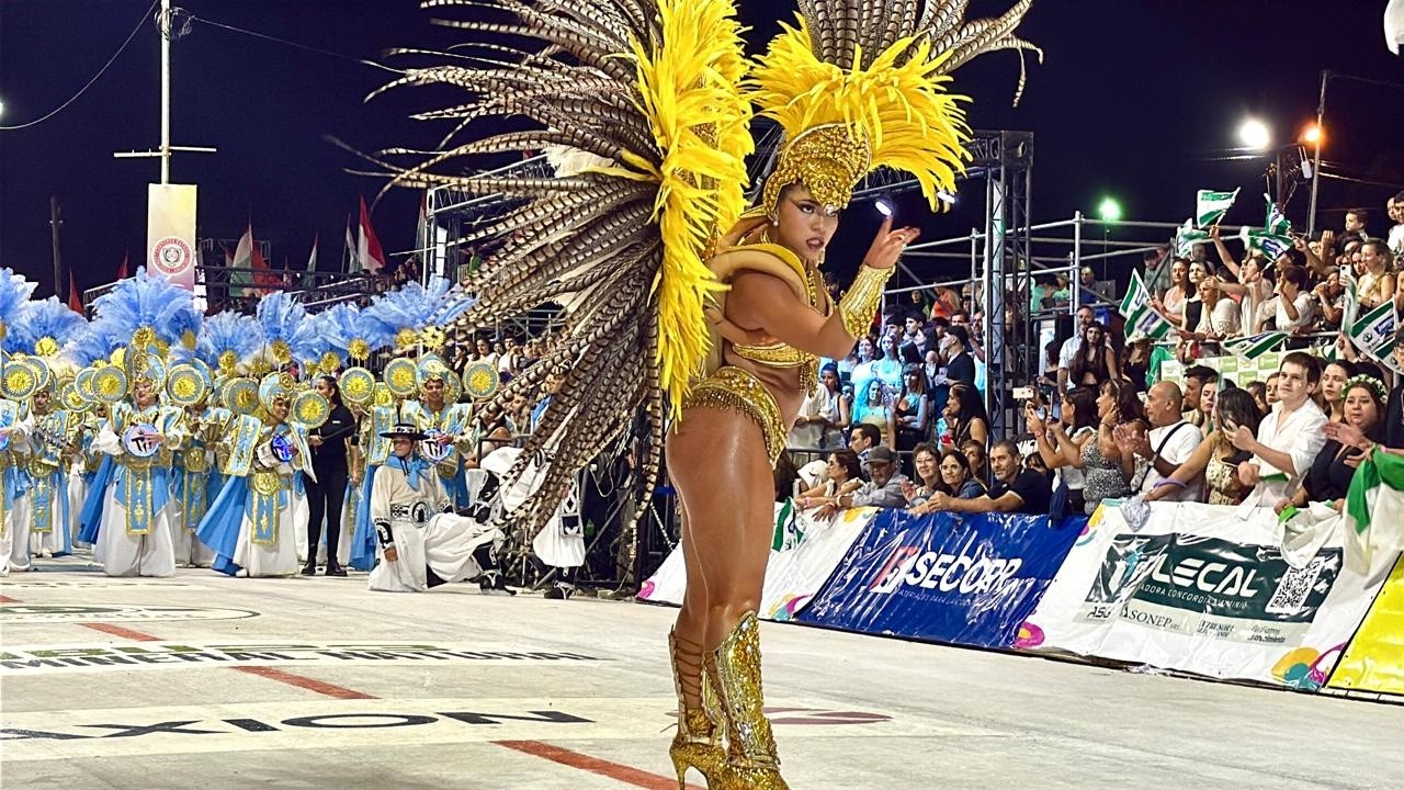 Comparsa Emperatriz 2026 - Cuarta Noche - Show de Batería TNT - Reina de Batería Agustina Cardoso