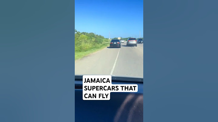 NEED FOR SPEED ON JAMAICA HIGHWAY HOW DID HE PASSES THAT.... #cars #shorts #jamaica #speed #care