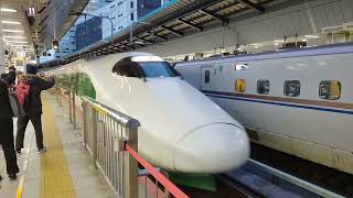 E2系1000番台J66編成200系新幹線カラーやまびこ153号仙台行+E3系2000番台L62編成つばさ153号山形行東京駅21番線到着