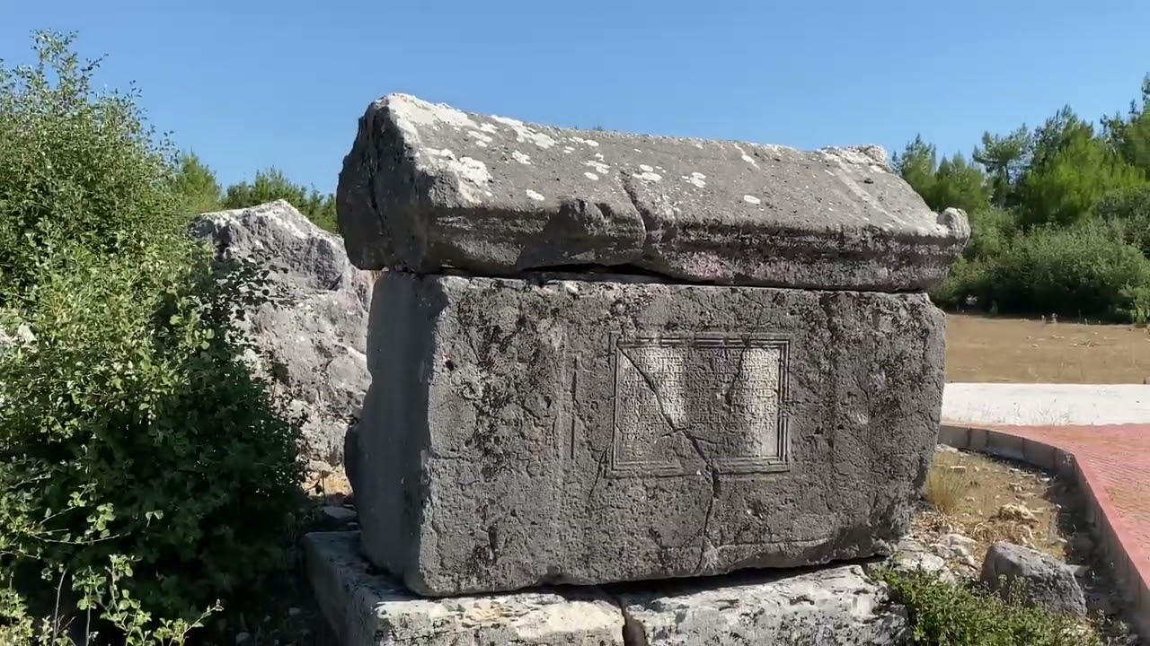 Antalya Kumluca WEDREI (Rhodiapolis) Antik Kenti ve Opramoas Tanrısallığı EUERGETES