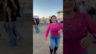 Disfrutando de la buena música la coc de Jalisco muy contenta . #parati #familia #baile