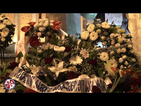 ვეტერანების საქმეთა სახელმწიფო სამსახურის თანამშრომლებმა 9 აპრილის მემორიალი გვირგვინით შეამკეს