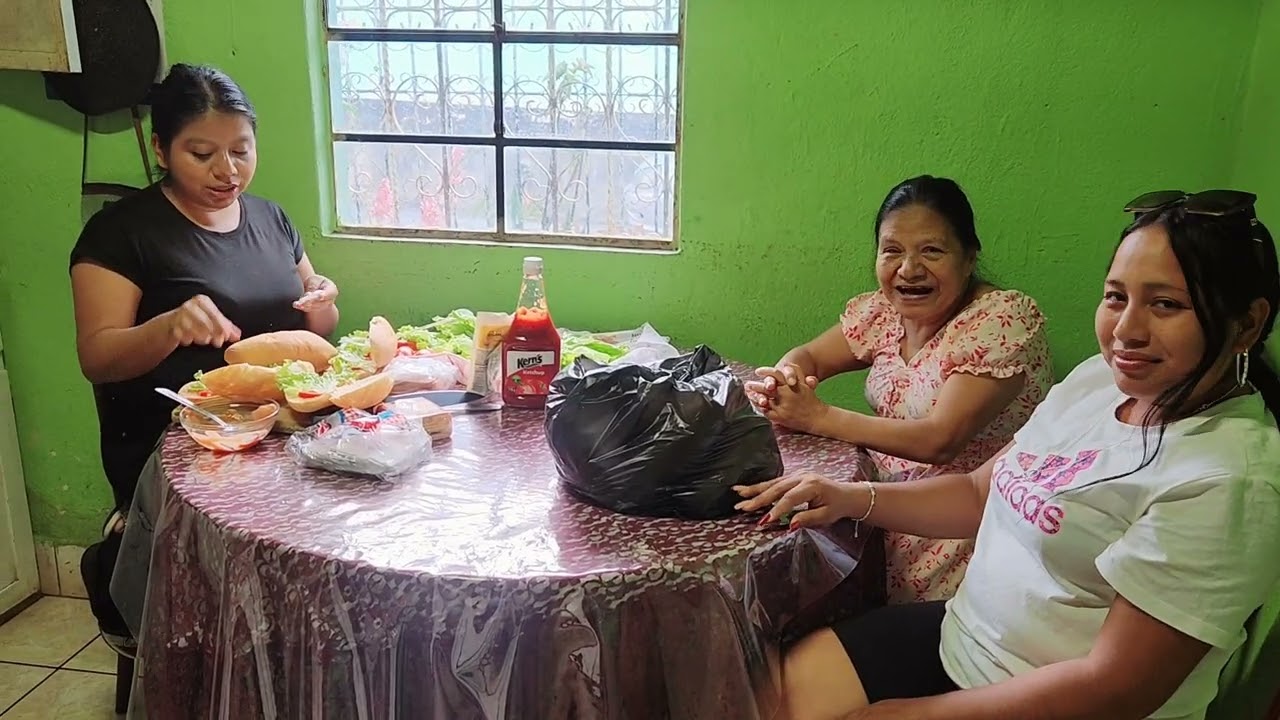 Elida afligida por el viaje, no sabe que llevará de comer para Adriana  y Misha
