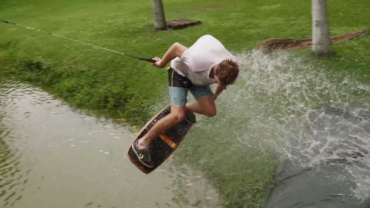 Andrew Roehm pelo Brasil de Wakeskate - Wakeskater Cable Park - Bragança Paulista