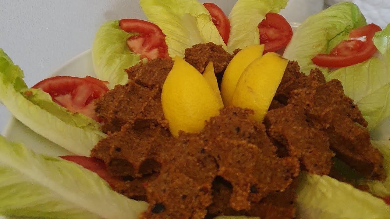 Ekmek makinesinde çiğ köfte