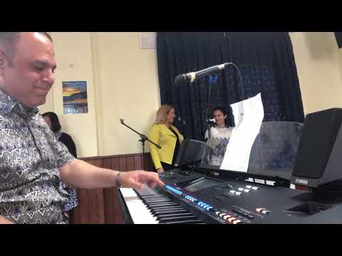 ترنيمة أوتار العود بتغنى