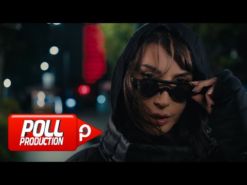 Смотреть клип Hande Yener - Dünya Malı