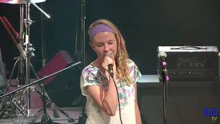 Just a Small Town Girl (who cant sing Journey)