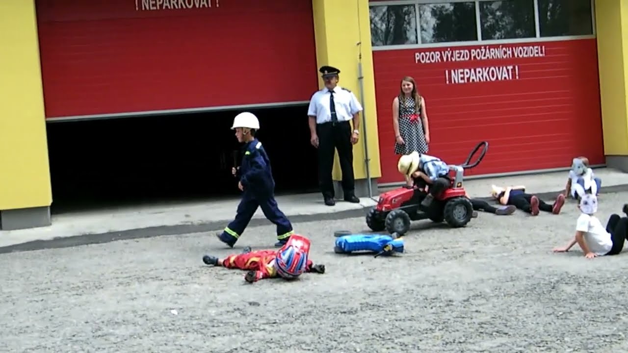 SDH Svratka - scénka děti