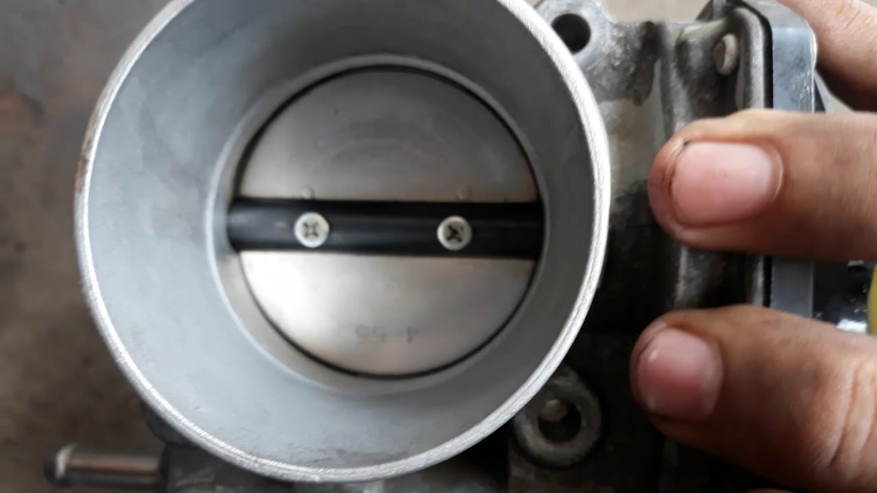Toyota Prius hybrid complete tune up and throttle reset - YouTube