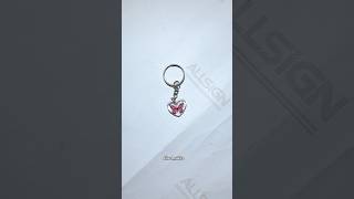 Resin art Keychain 🔑 Comment for next tutorial. #resinart #resinkeychain #resinkit #meesho #ytshorts