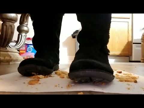Boots Crush, Smash & Trample French Fries ASMR/ Giantess Food Crush