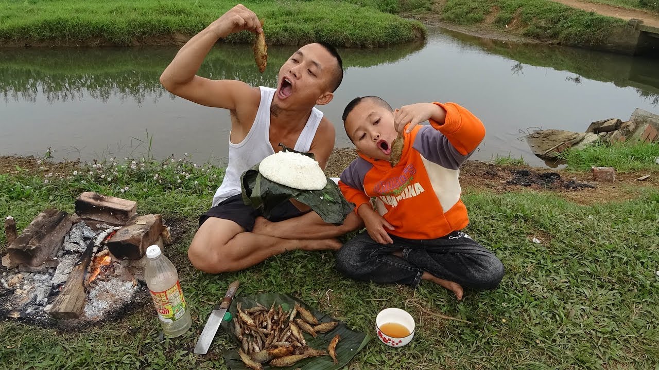 Cơm Nắm Tép Chiên - Bữa Cơm Trưa Ngoài Đồng Giữa Ngày CậnTết