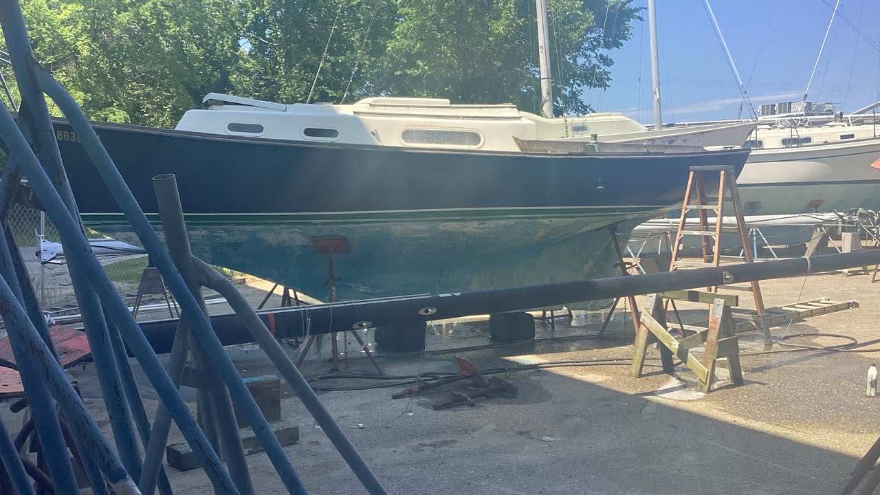 A tour of my Sailboat - YouTube
