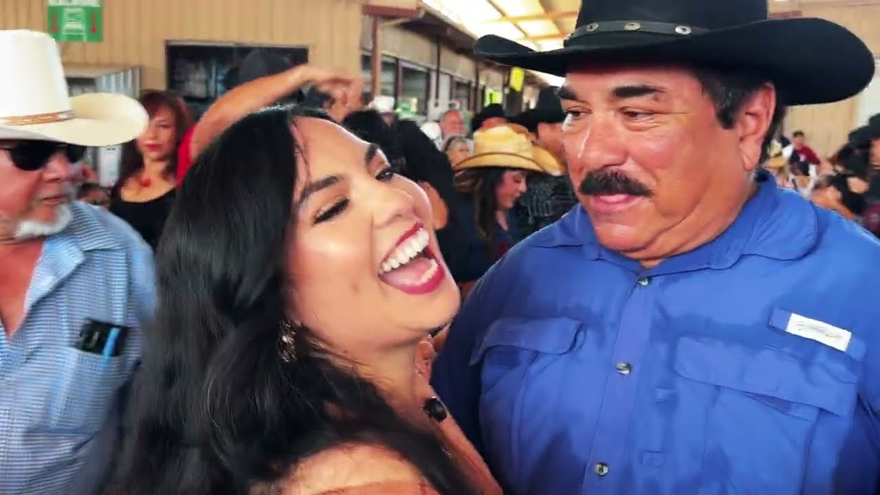 2-01 Domingo en la pulga de Alamo Texas rgv