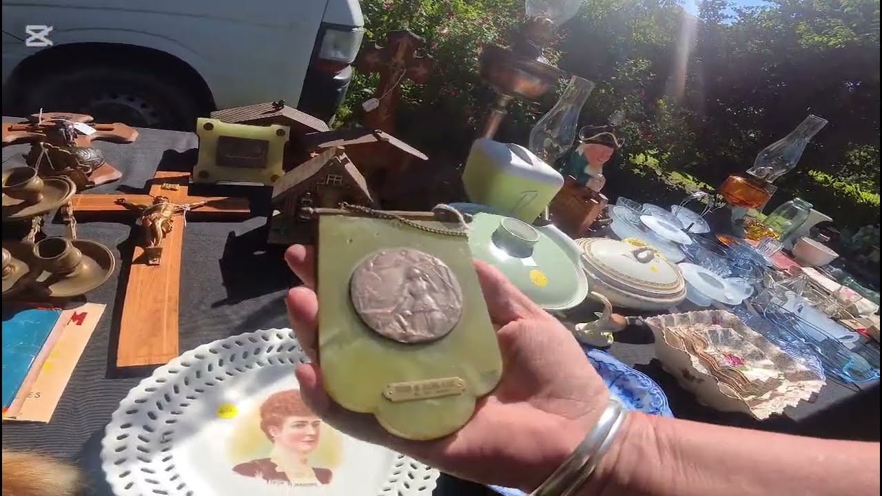 Peaceful Antique Market Walk – Hororata 