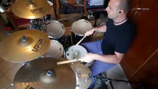 Cover drum ''Have you ever seen the rain'' Creedence Clearwater drum cover chords