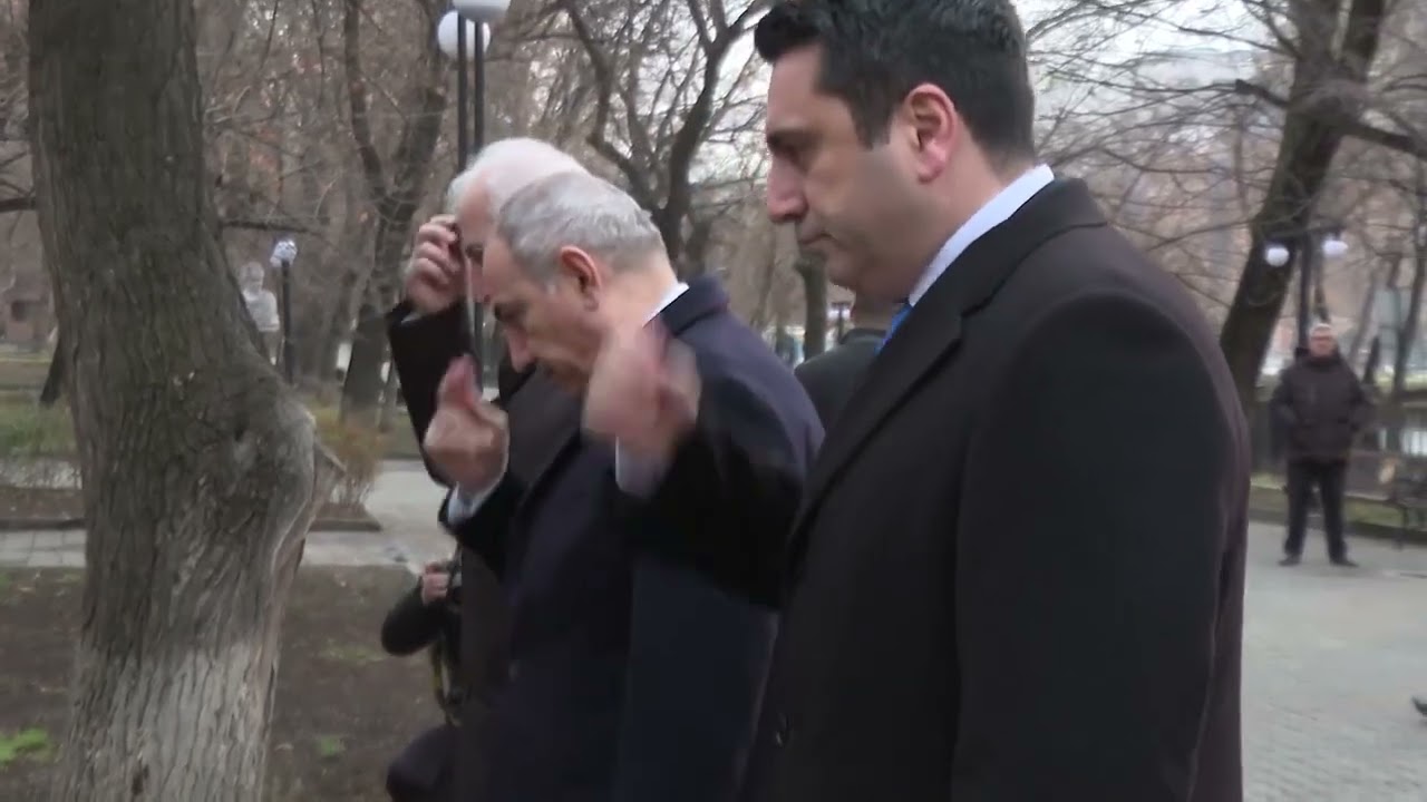 Հարգանքի տուրք՝ 2008 թ. մարտի 1-ի զոհերի հիշատակին