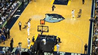 Slam dunk acrobatics - Memphis Grizzies vs Golden State Warriors - (20120403)