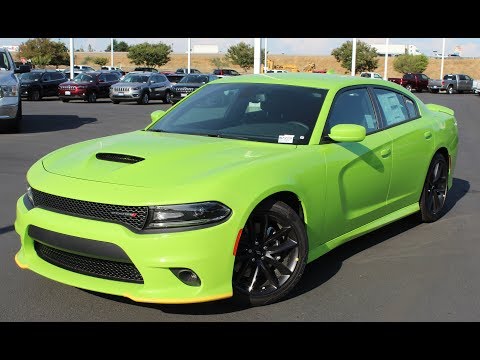 2019-dodge-charger-gt-performance-handling-review-4k-(pov-&-binaural-audio)