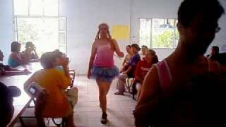 Desfile Meninos De Menina