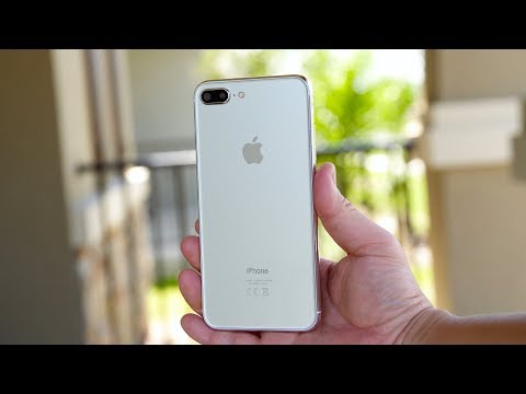 iPhone 8 Plus Prototype Hands-On (vs iPhone X)