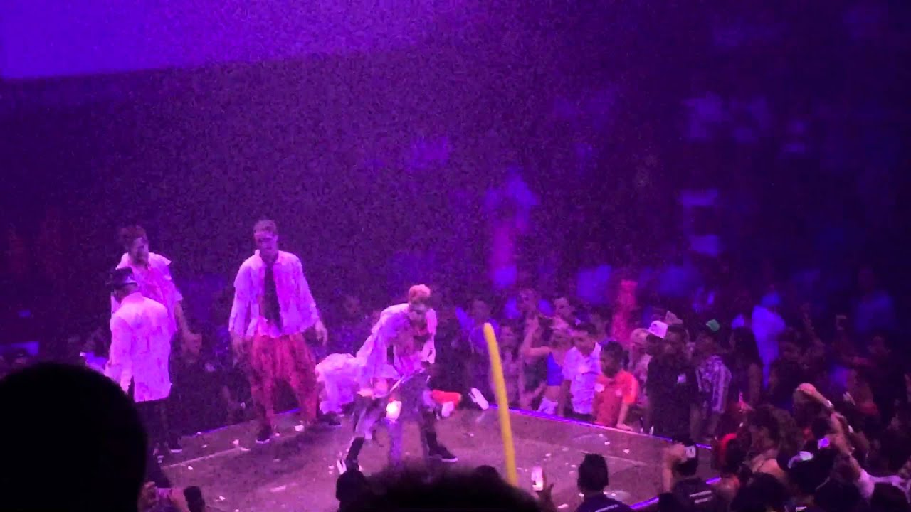 The Walking Dead Coco Bongo Style