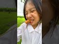 Cô gái thông minh thử thách ăn xúc xích siêu cay #shorts