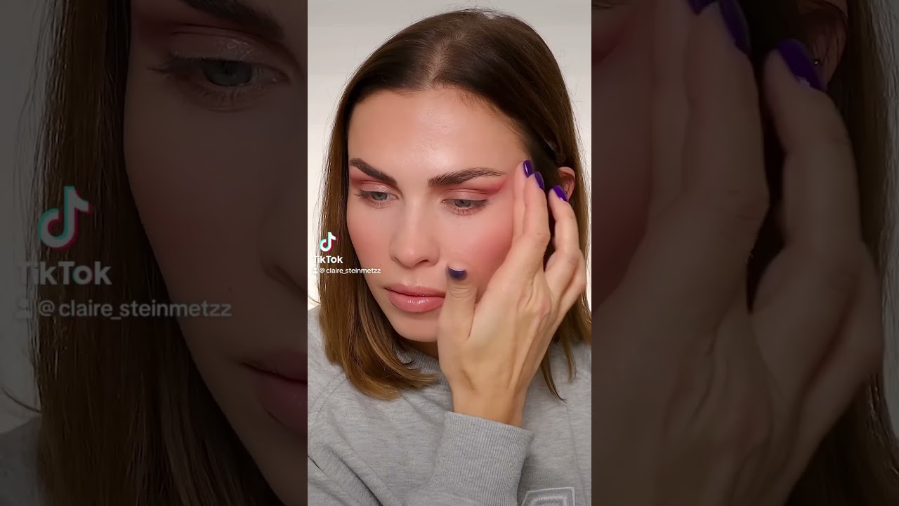 SNATCH your eyeshadow ✨ 