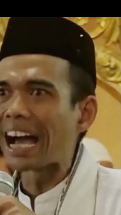 Bagaimana Hukum Wanita Berkerudung Tapi memakai pakaian ketat //Ustadz Abdul Somad #short