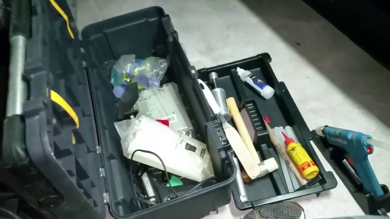 Убрать вмятину на машине