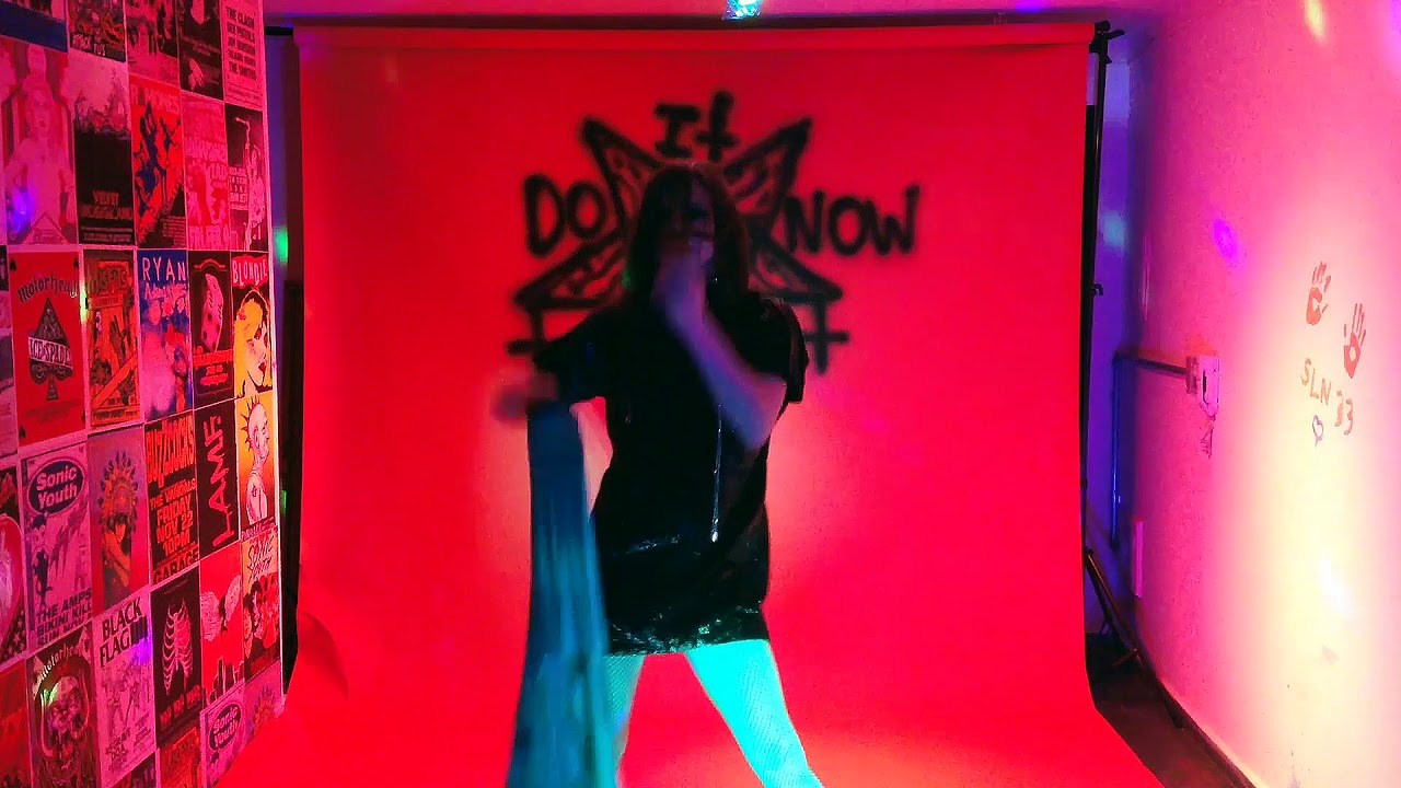 Tonton DEB AND THE MENTALS - Do it Now (Official Video) di YouTube Tonton DEB AND THE MENTALS - Do it Now (Official Video) di YouTube