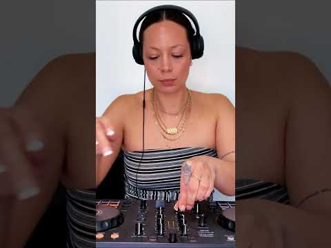 HOUSE THERAPY VOL.2 is out ✨#deephouse #soulfulhouse #musictherapy  #djmix #shortvideo