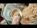 Johan larsby hollows out a bowl on the electric lathe