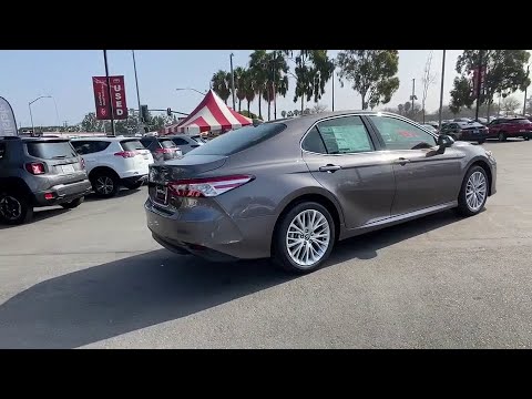 2020-toyota-camry_hybrid-at-puente-hills-toyota.-servicing-claremont,-west-covina,-diamondbar,-rowla