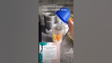 Peach and raspberry smoothie demo