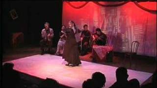Flamenco Dancing: The Zorongo chords