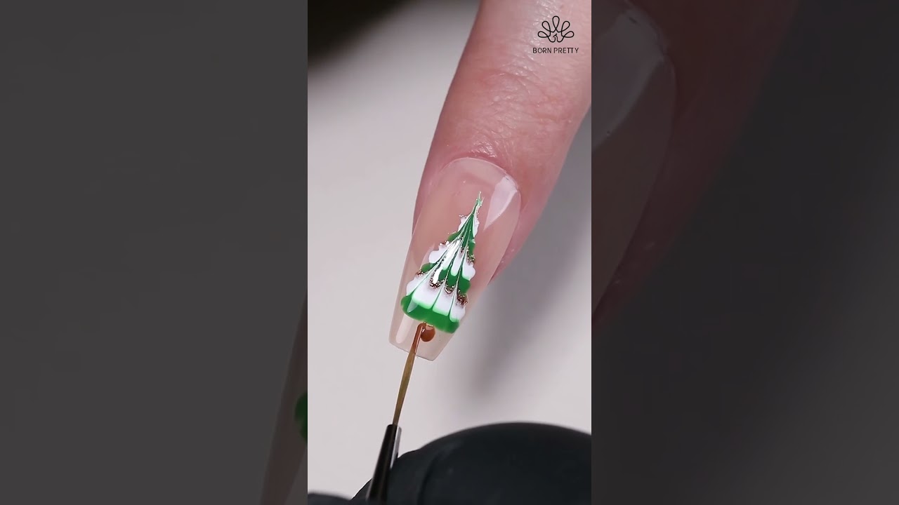 A Tip to Get a Christmas Tree Nail| BORN PRETTY