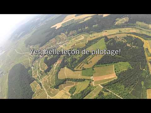 Vidéo: Rouler Avec Un Parapente Professionnel - Réseau Matador